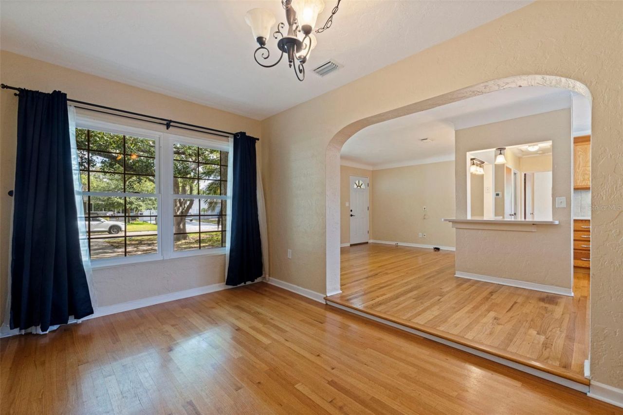4558 25th Avenue N, Saint Petersburg, FL 33713 Photo