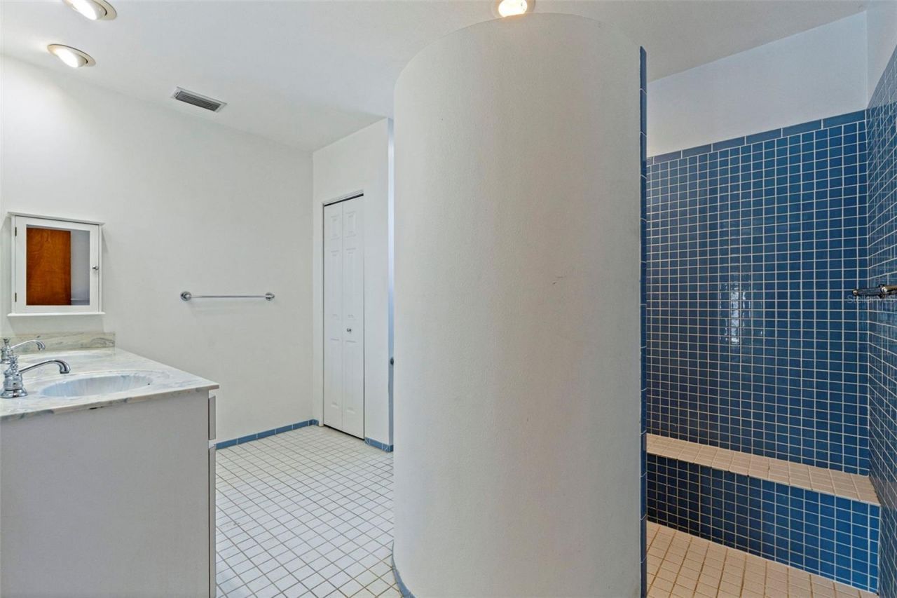 4558 25th Avenue N, Saint Petersburg, FL 33713 Photo