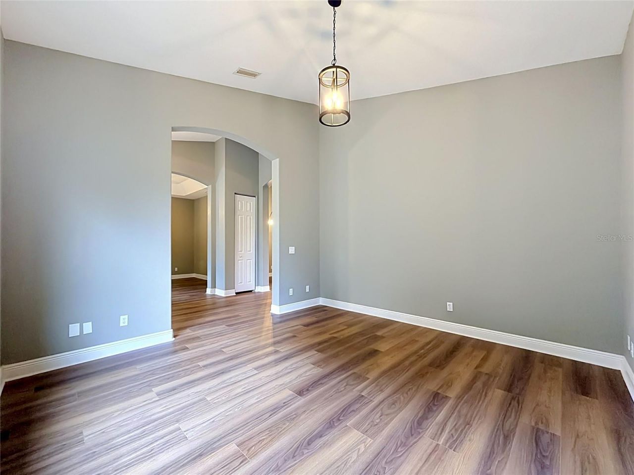 28549 Shirley Shores Road , Tavares, FL 32778 Photo