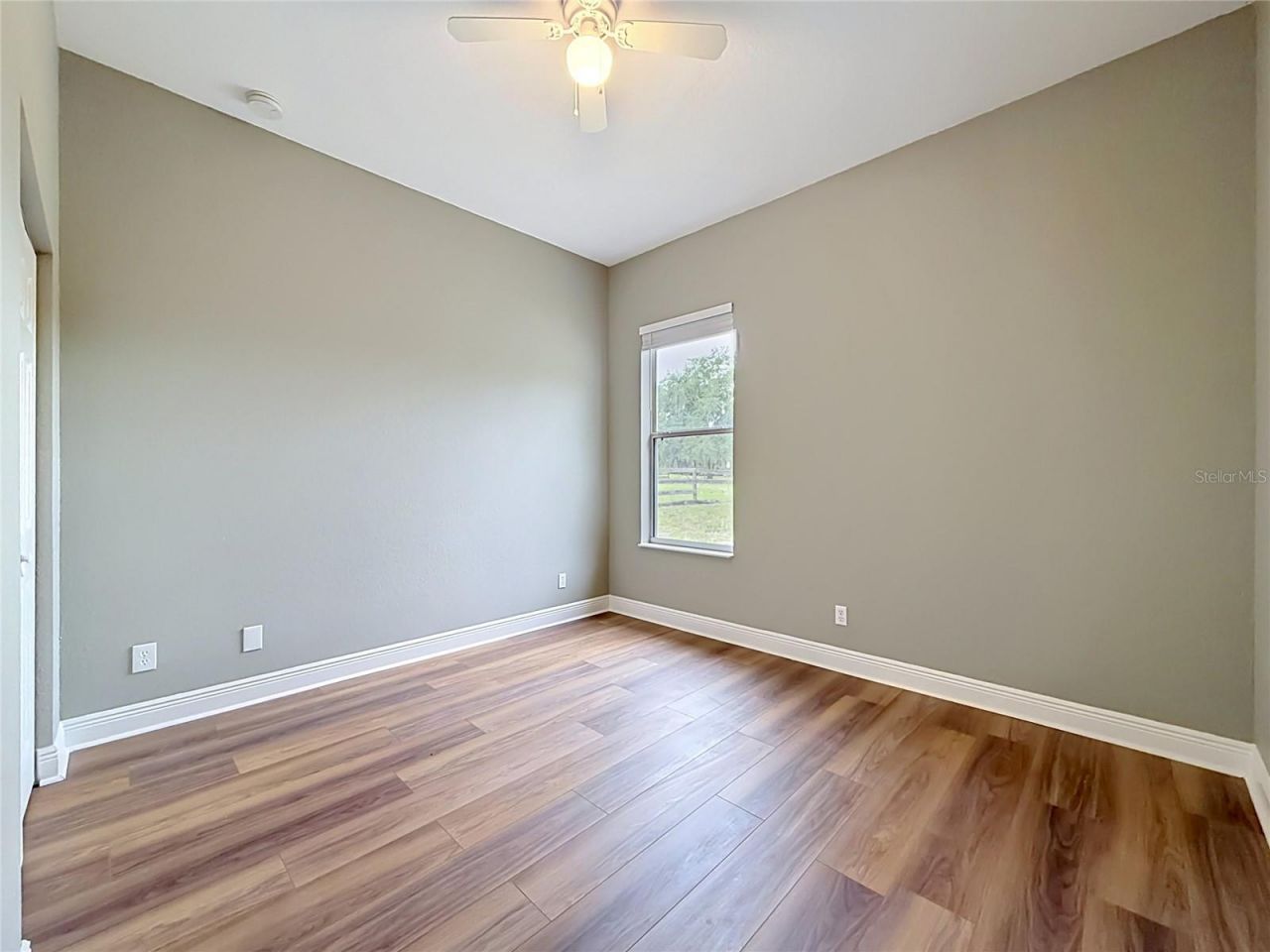 28549 Shirley Shores Road , Tavares, FL 32778 Photo