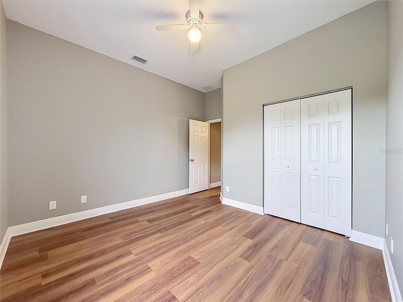 28549 Shirley Shores Road , Tavares, FL 32778 Photo
