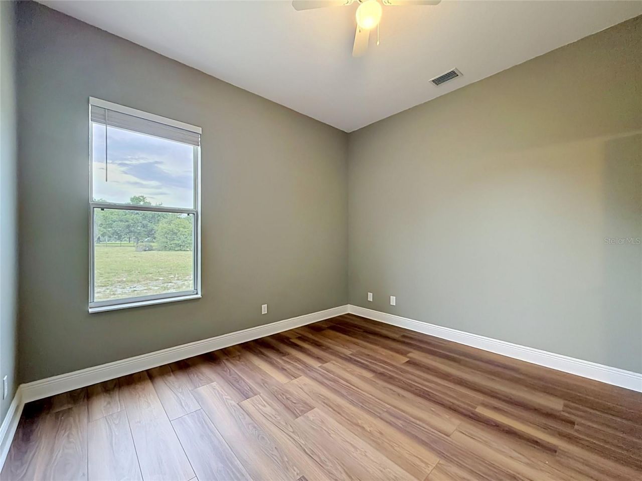 28549 Shirley Shores Road , Tavares, FL 32778 Photo