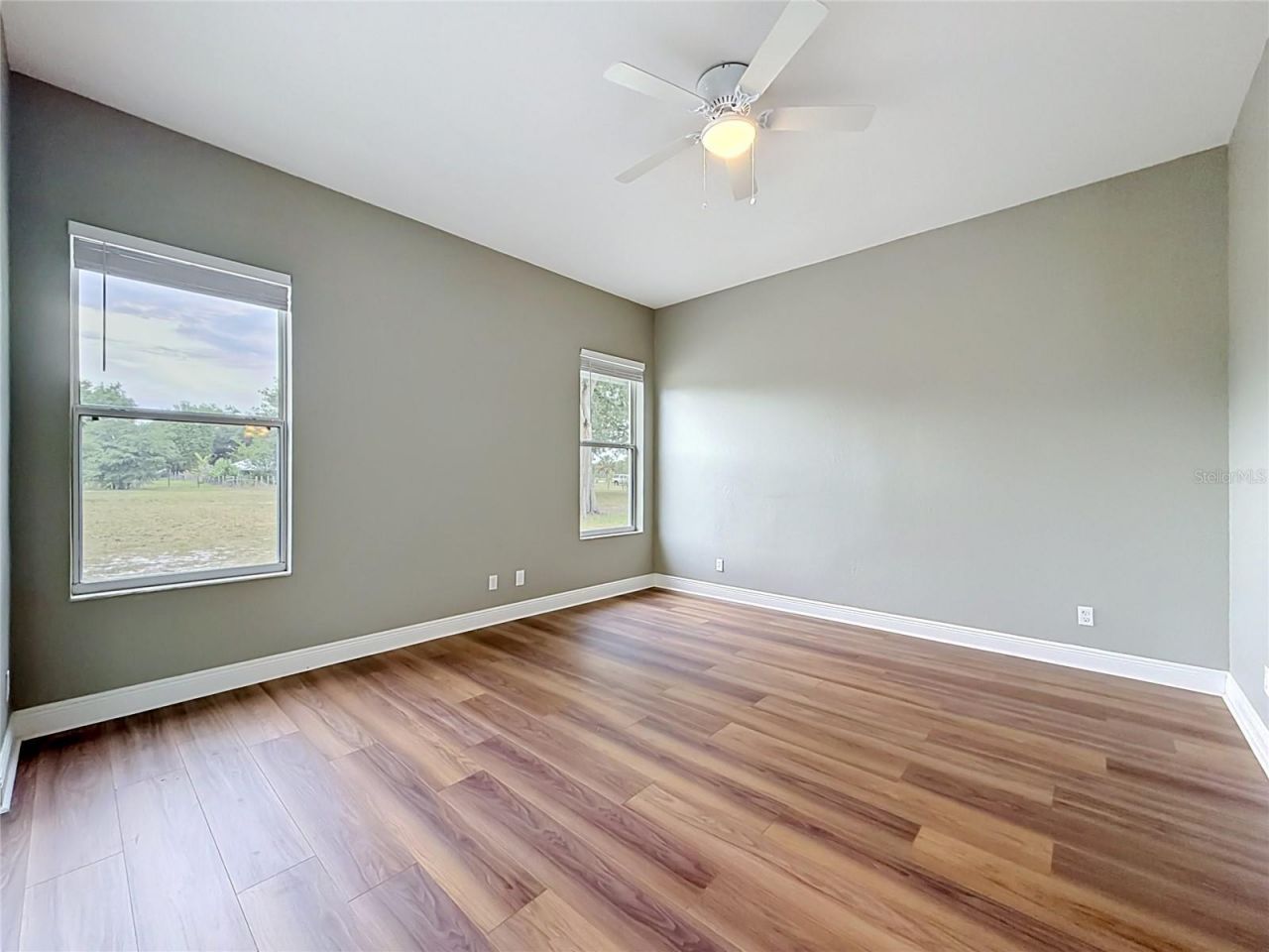 28549 Shirley Shores Road , Tavares, FL 32778 Photo