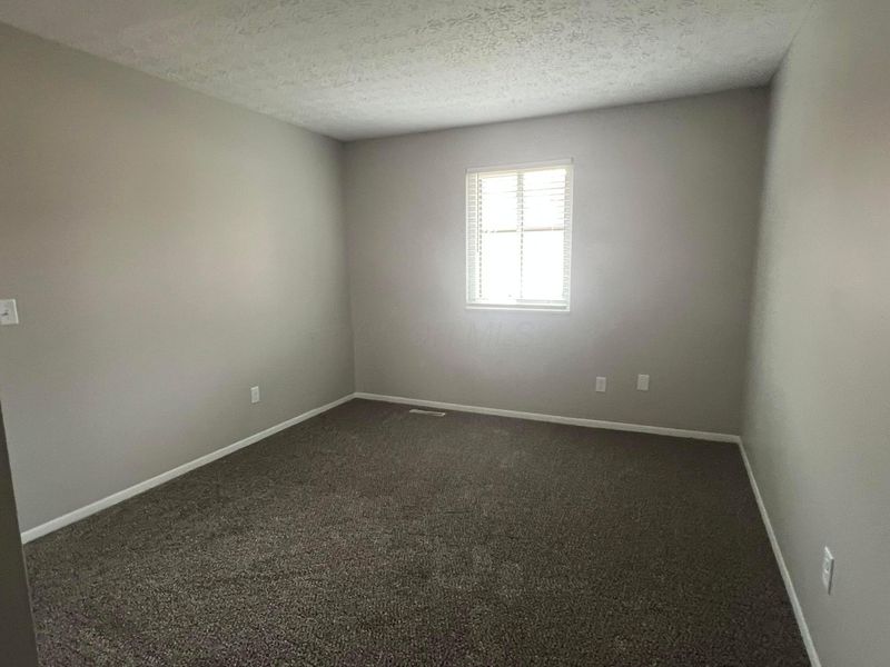 3082 Highcliff Court , Columbus, OH 43231 Photo 10