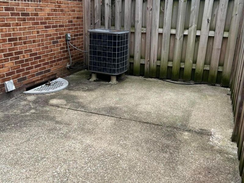 3082 Highcliff Court , Columbus, OH 43231 Photo 18
