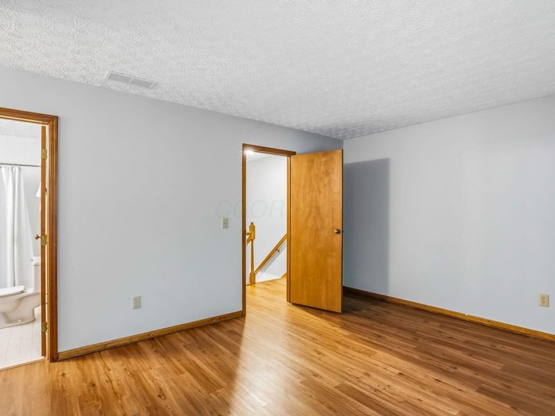 5819 ELMBRIDGE Lane, Dublin, OH 43016 Photo 14
