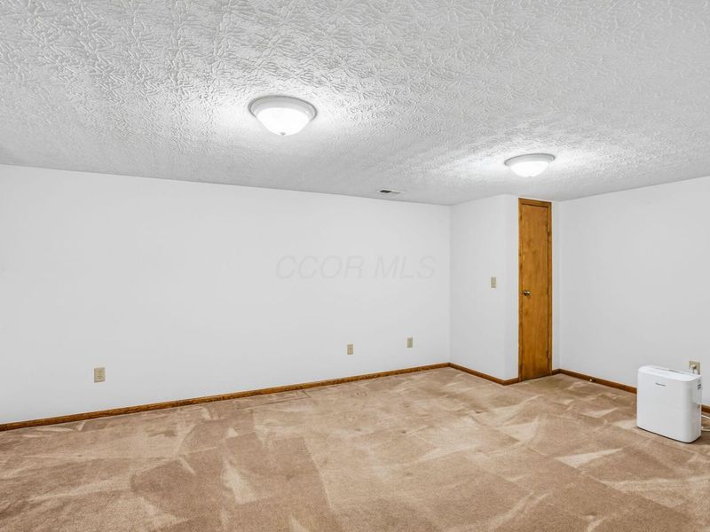 5819 ELMBRIDGE Lane, Dublin, OH 43016 Photo 27