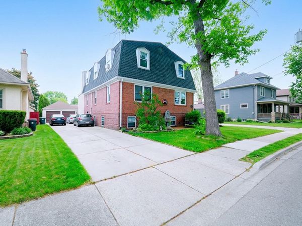 4521 S Wisconsin Avenue , Forest View, IL 60402