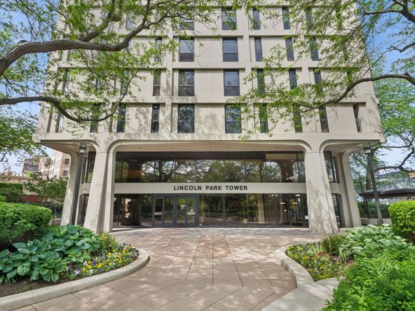 1960 N Lincoln Park West Avenue , Unit 1206, Chicago, IL 60614