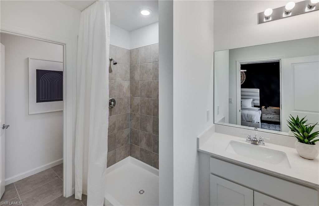 1412 Weeping Willow Ct, Cape Coral, FL 33909 Photo