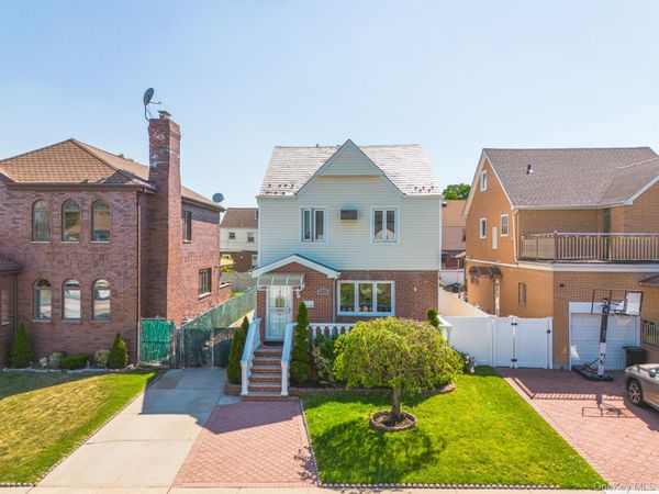 76-11 173rd Street , Fresh Meadows, NY 11366
