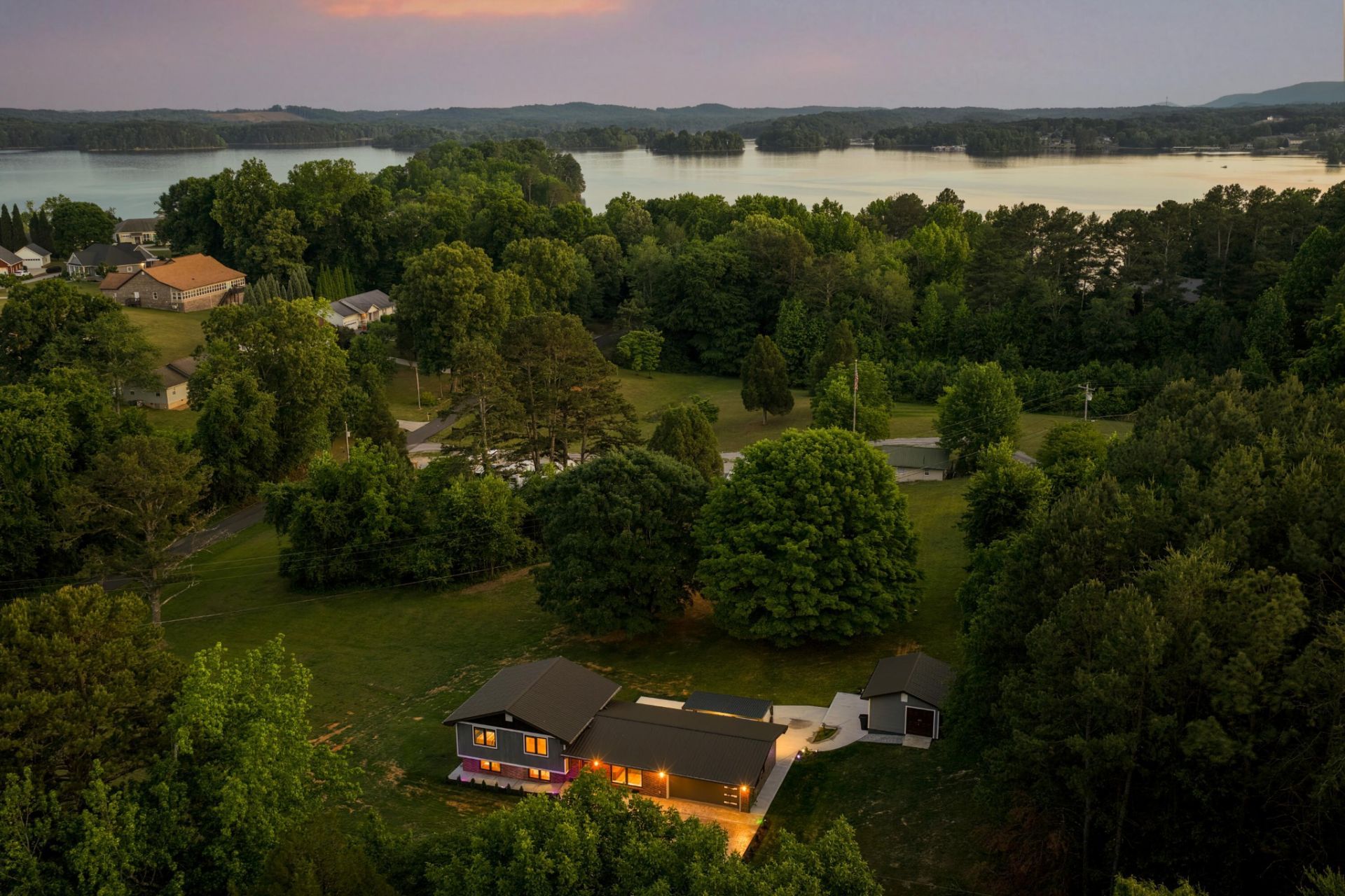 552 Dreamland Road , Spring City, TN 37381 Main Photo