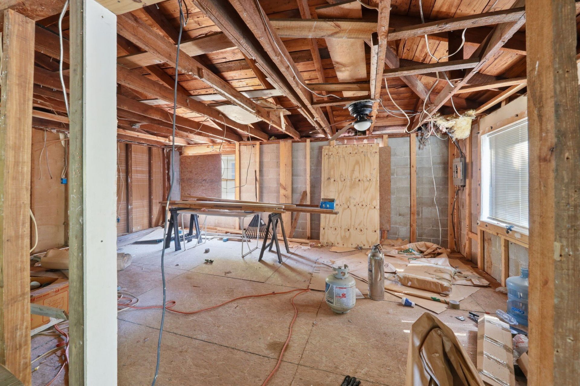 2631 Henry Street Photo 4
