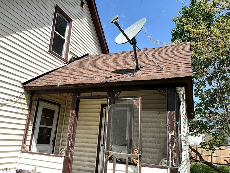 3357 W 30th Street, Cleveland, OH 44109 Photo 2
