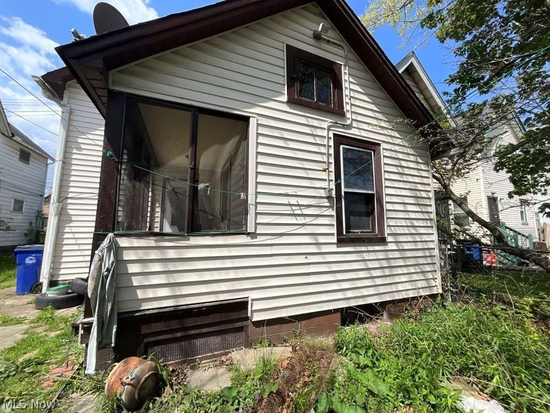 3357 W 30th Street, Cleveland, OH 44109 Photo 4