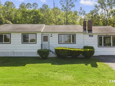 22 Brentwood , New Milford, CT 06776