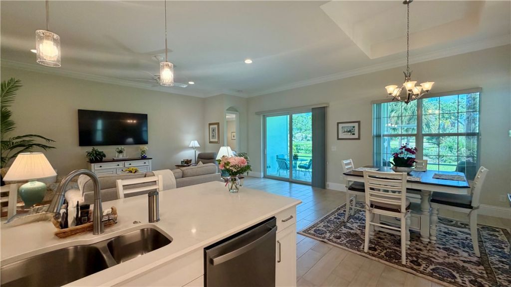 1330 Saint Catherines Circle, Vero Beach, FL 32967 Photo