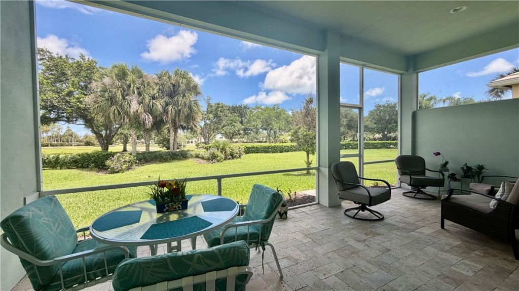 1330 Saint Catherines Circle, Vero Beach, FL 32967 Photo