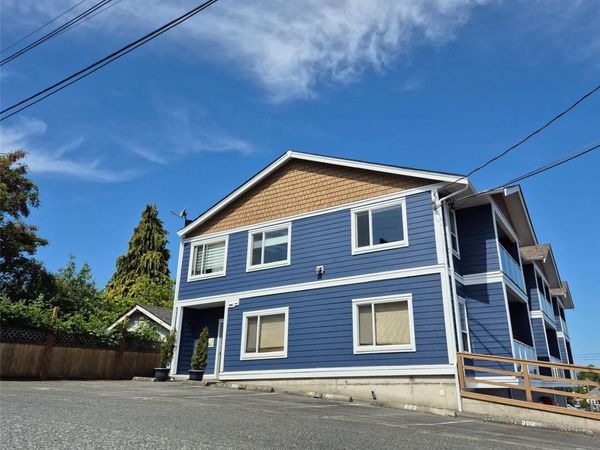 11 Buller St , Unit 203, Ladysmith, BC V9G 1A9