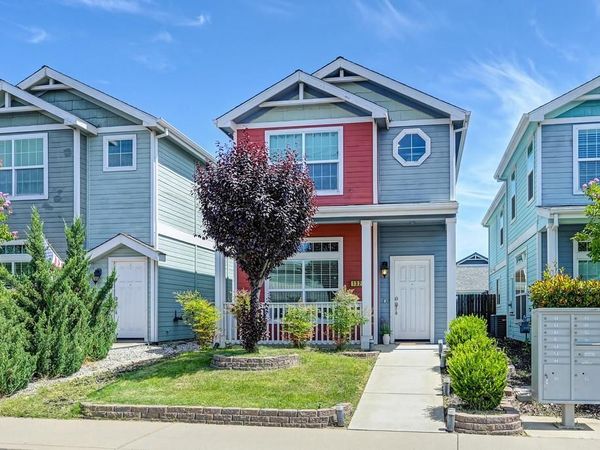 132 Ivy St, Roseville, CA 95678