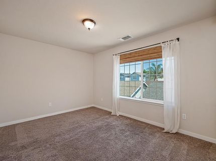 132 Ivy St, Roseville, CA 95678 Photo