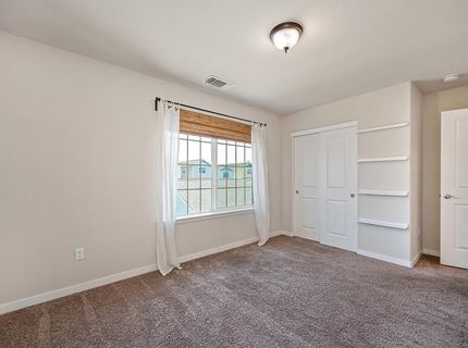 132 Ivy St, Roseville, CA 95678 Photo