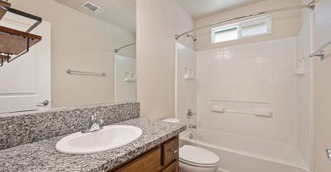 132 Ivy St, Roseville, CA 95678 Photo