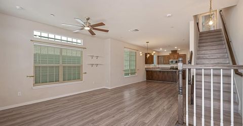 132 Ivy St, Roseville, CA 95678 Photo