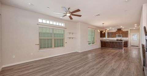 132 Ivy St, Roseville, CA 95678 Photo