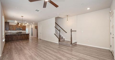 132 Ivy St, Roseville, CA 95678 Photo