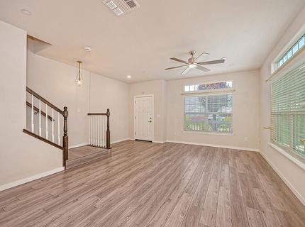 132 Ivy St, Roseville, CA 95678 Photo