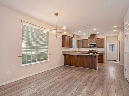 132 Ivy St, Roseville, CA 95678 Photo