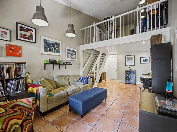 10233 NW 9th St Cir , Unit 214-1, Miami, FL 33172