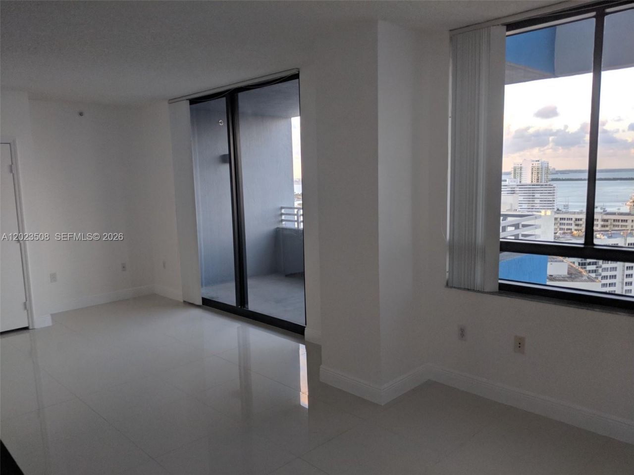1330 West Ave , Unit 2405, Miami Beach, FL 33139 Photo