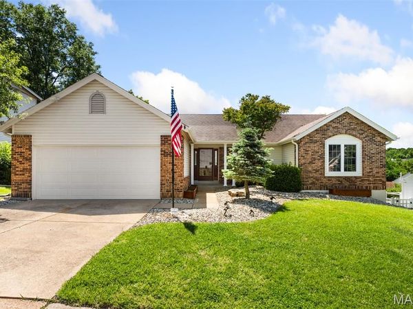 16448 Green Pines Drive , Wildwood, MO 63011