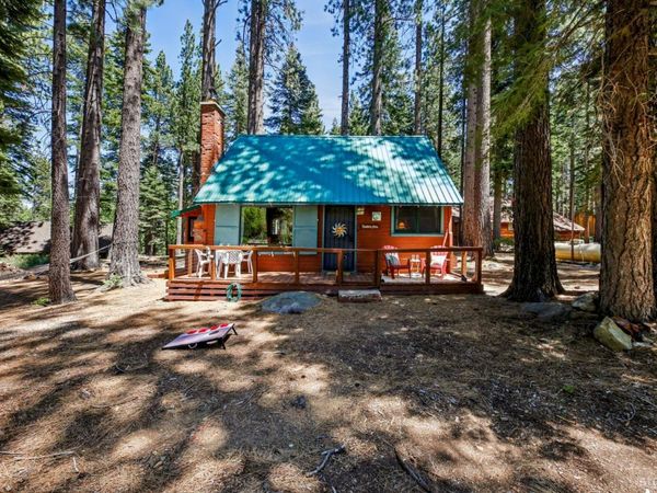 961 Pomo Road, South Lake Tahoe, CA 96150