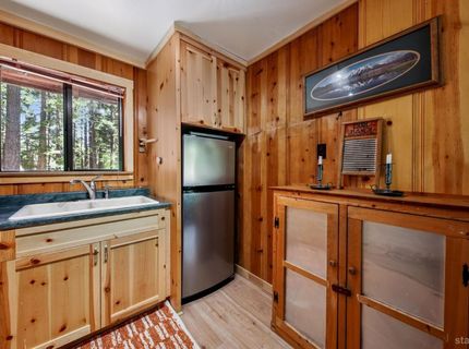961 Pomo Road, South Lake Tahoe, CA 96150 Photo