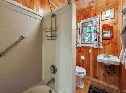 961 Pomo Road, South Lake Tahoe, CA 96150 Photo
