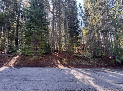 1594 Canienaga Street, South Lake Tahoe, CA 96150 Photo