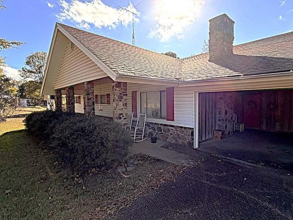 501 N. Highway 9, Bruce, MS 38915