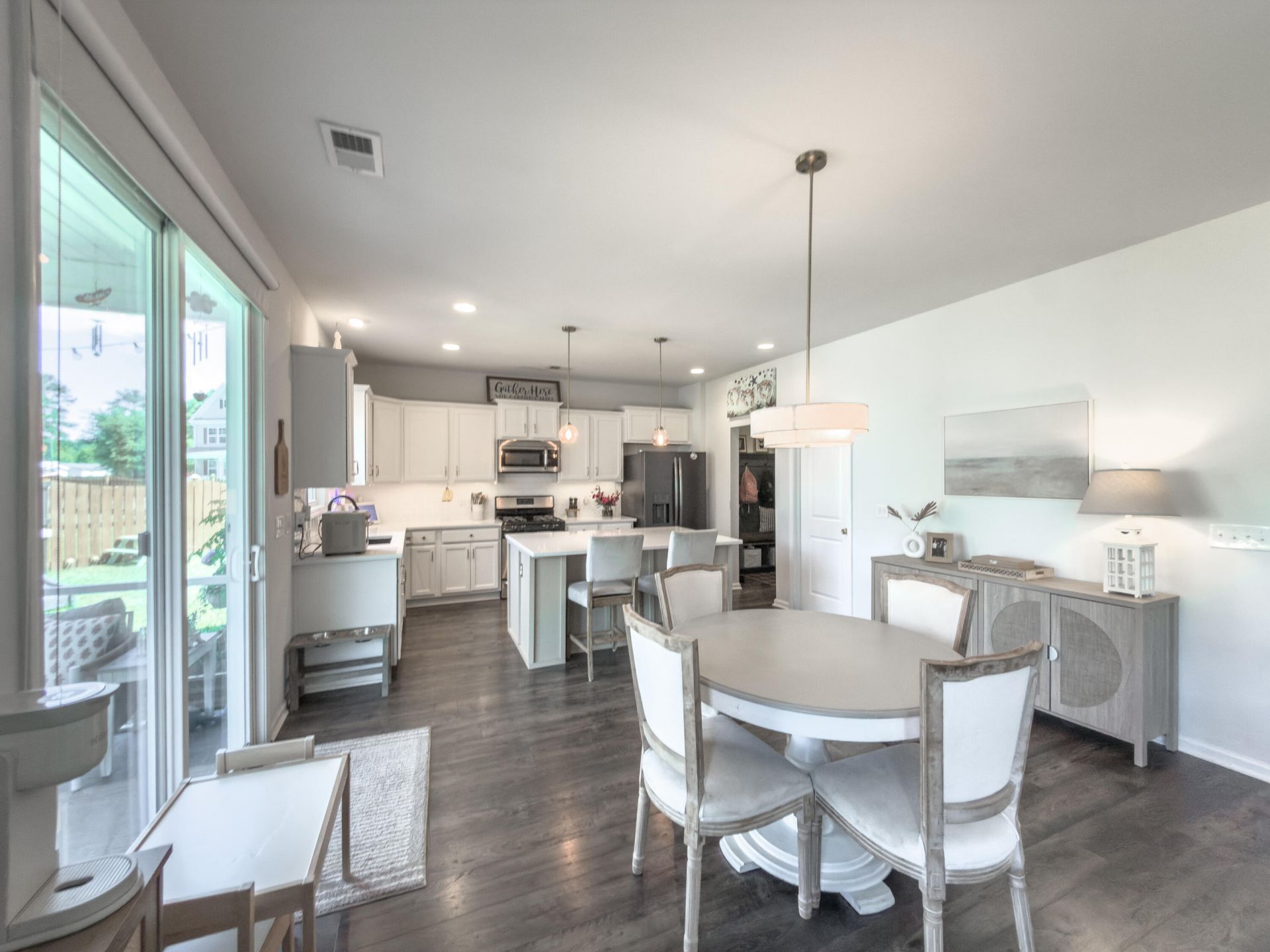 209 Yeamans Way Photo 7