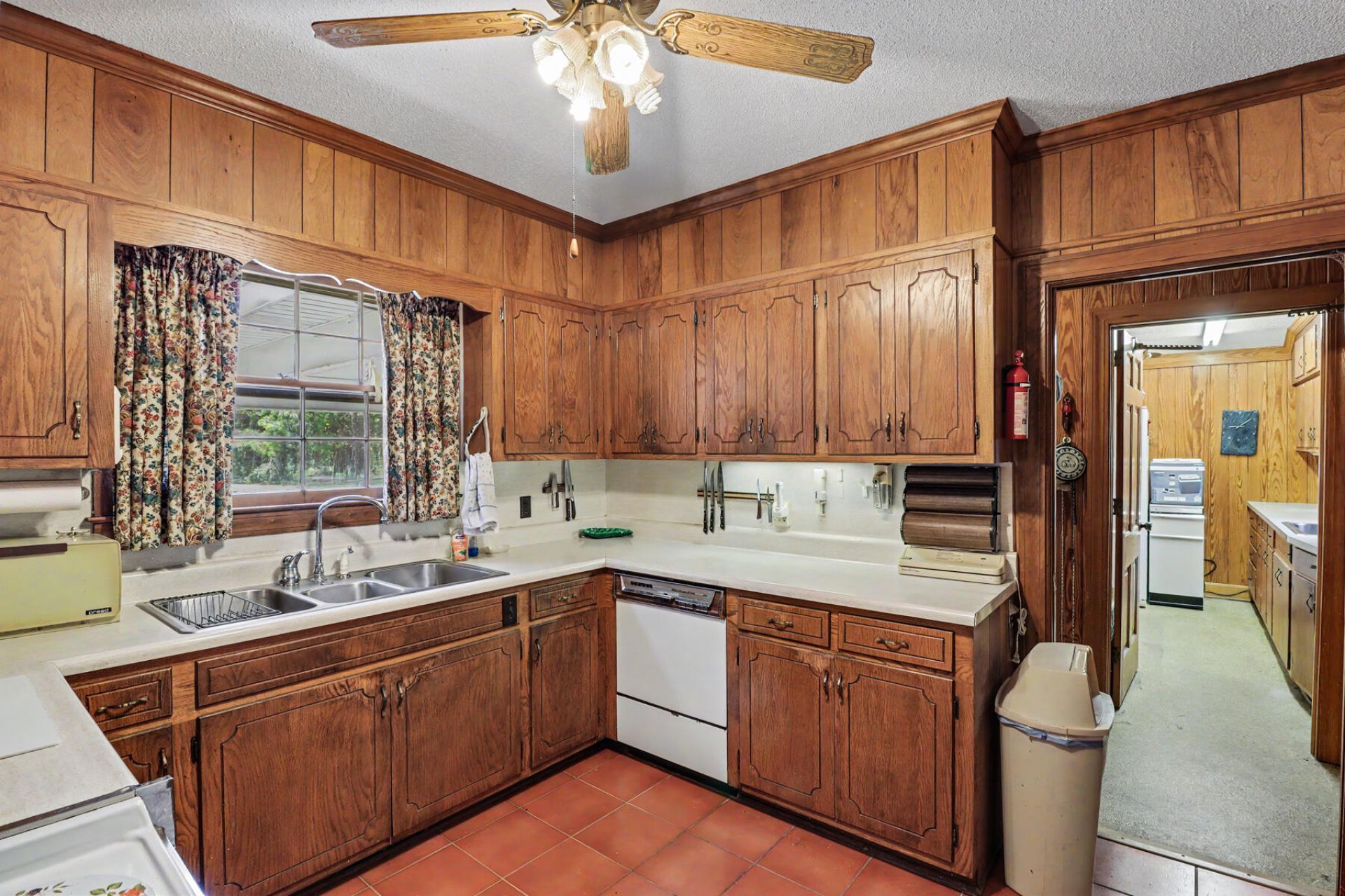 2824 Camden Road Photo 17