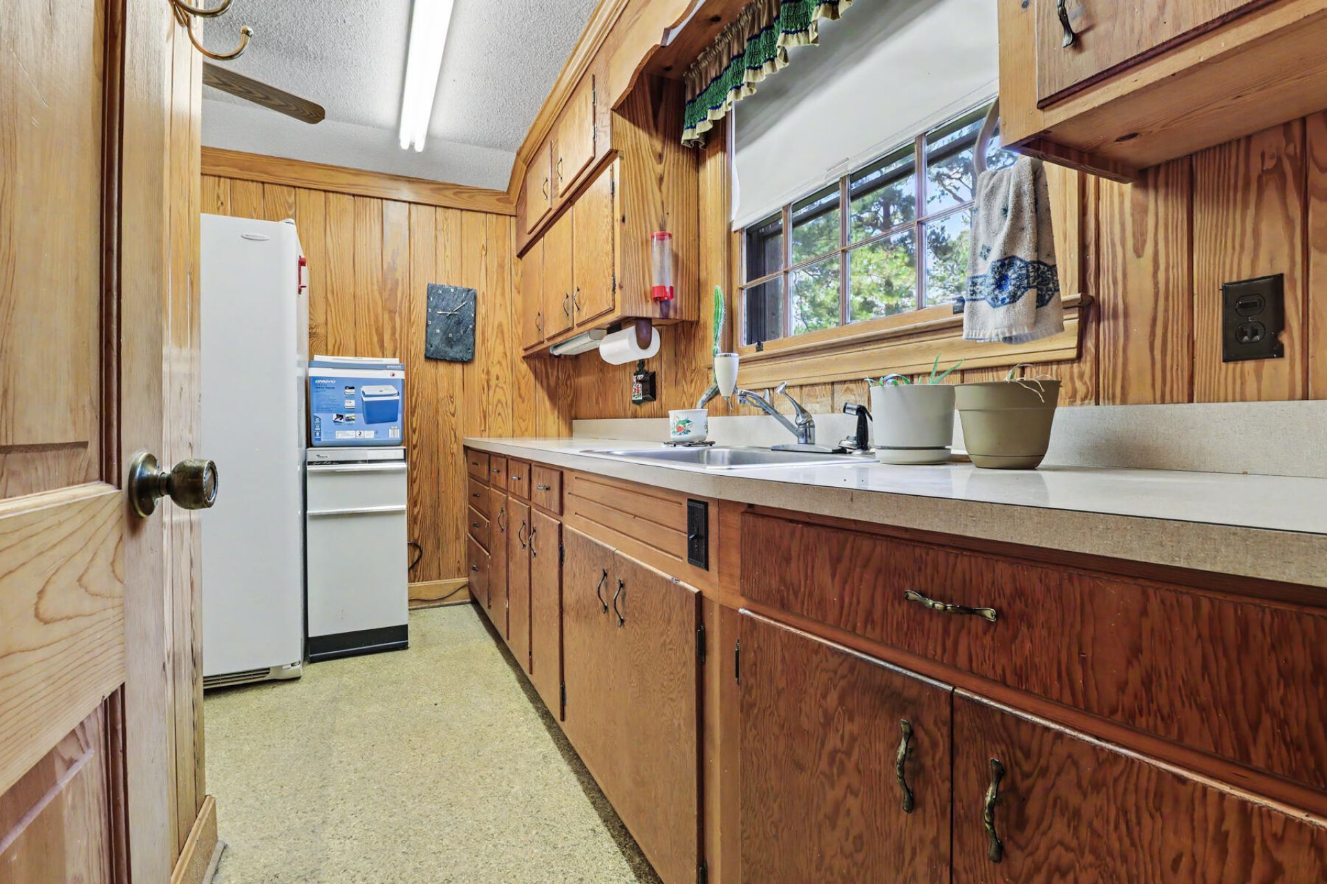 2824 Camden Road Photo 20