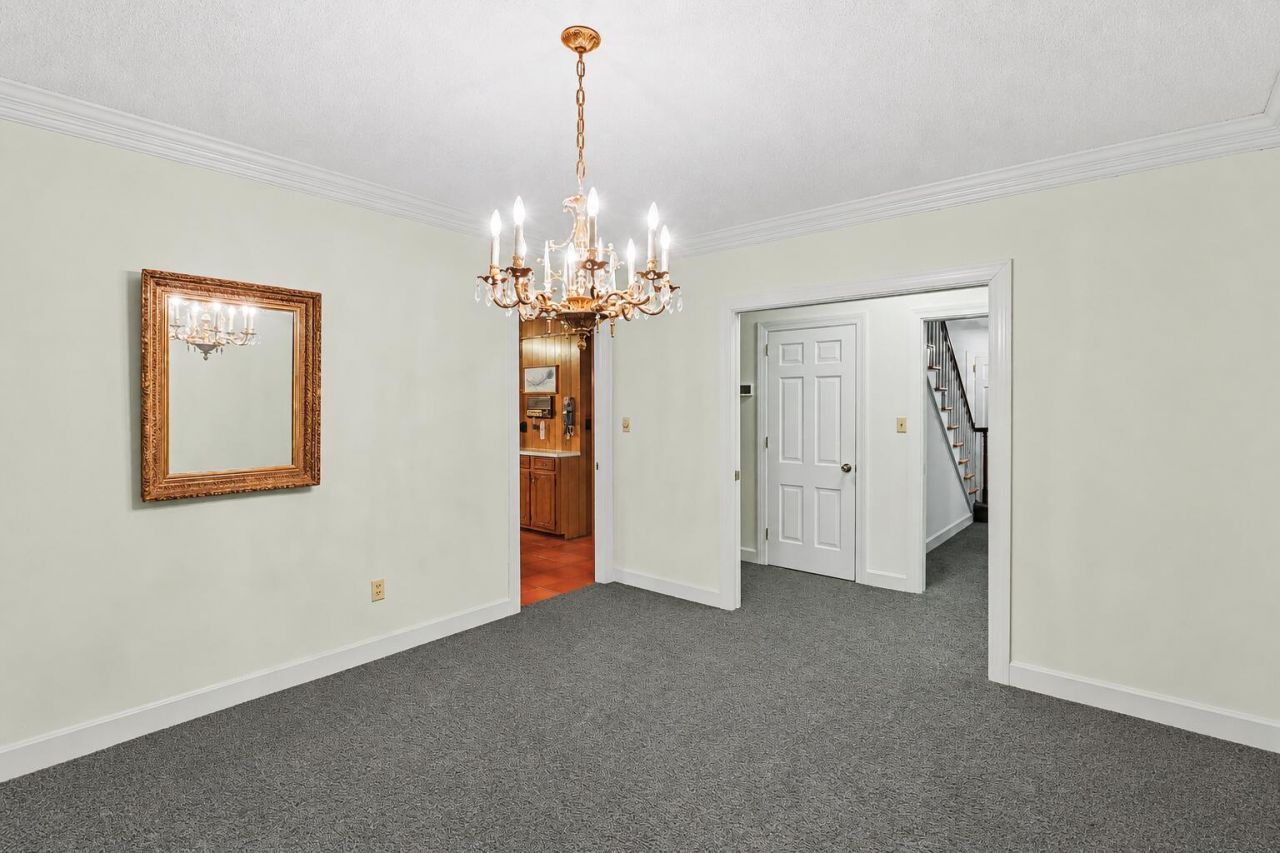 2824 Camden Road Photo 23