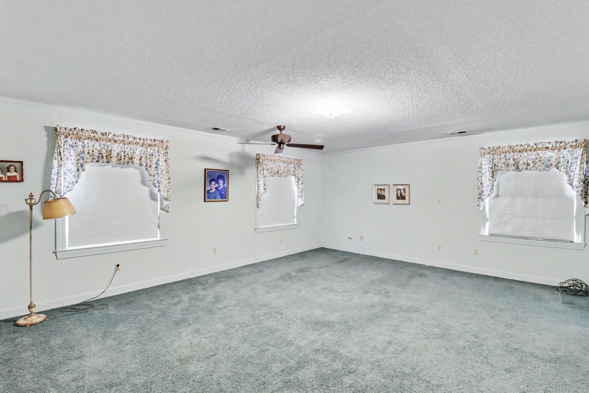 2824 Camden Road Photo 28