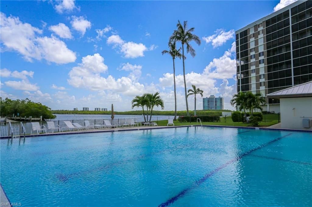 15 Bluebill Ave , Unit 805, Naples, FL 34108 Photo