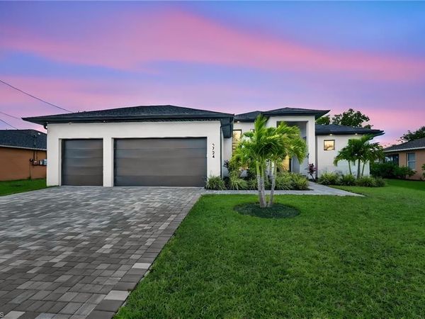 3724 SW 3rd ST , CAPE CORAL, FL 33991