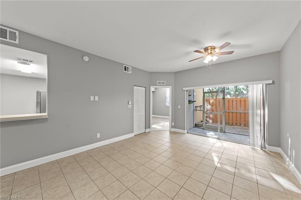 4109 Bellasol Cir, Unit 1114, Fort Myers, FL 33916 Photo