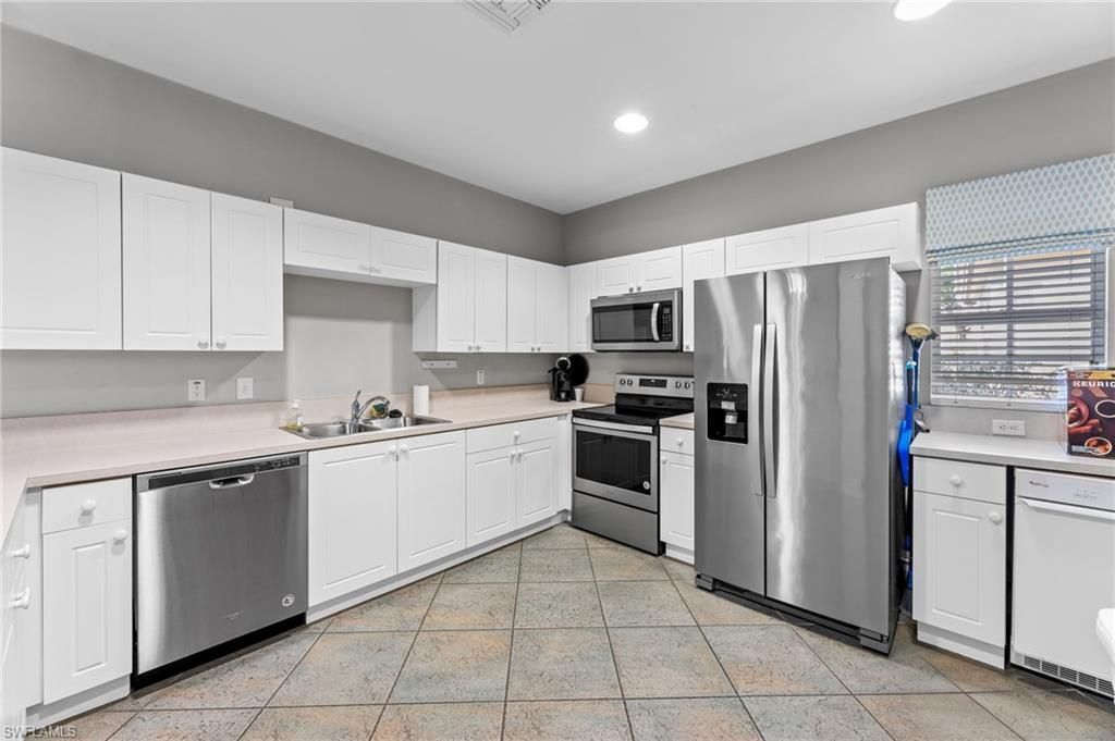 4109 Bellasol Cir, Unit 1114, Fort Myers, FL 33916 Photo