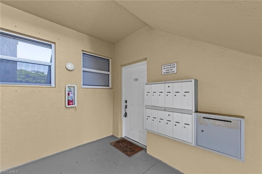 4109 Bellasol Cir, Unit 1114, Fort Myers, FL 33916 Photo